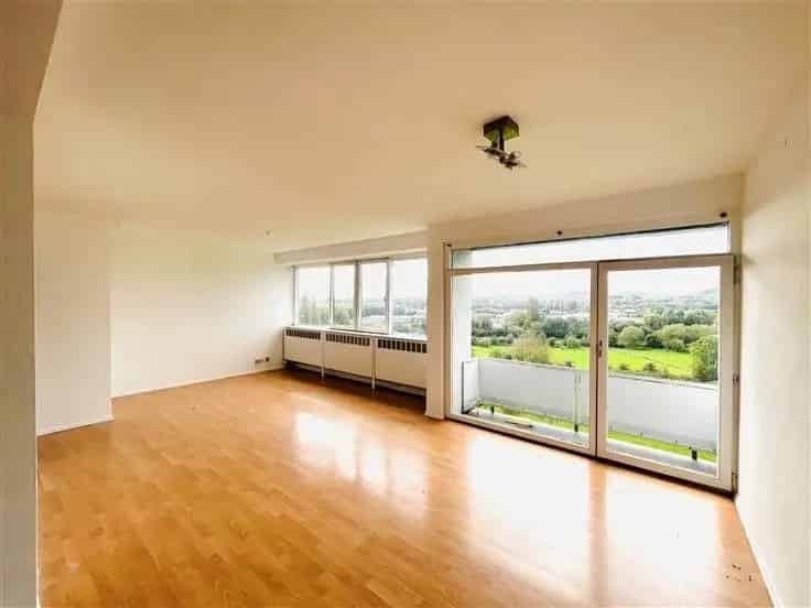 Appartement te koop: 2 slaapkamers, terras, rustige ligging