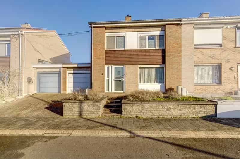 Huis te koop Wezemaal: 3 slaapkamers, grote tuin en garage
