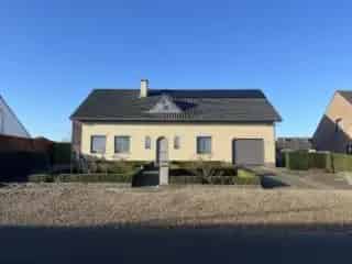 Huis te koop Dilsen Stokkem Ruime instapklare woning met garage