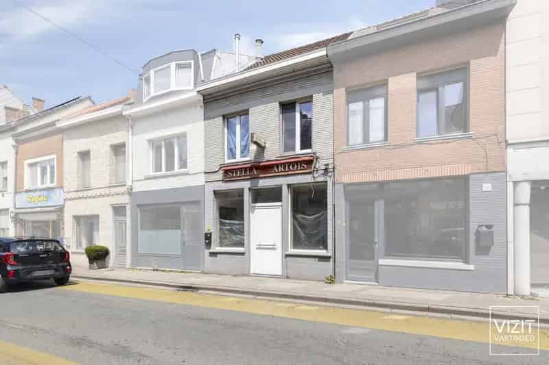 Huis te huur Ninove: Te renoveren woning met grote tuin