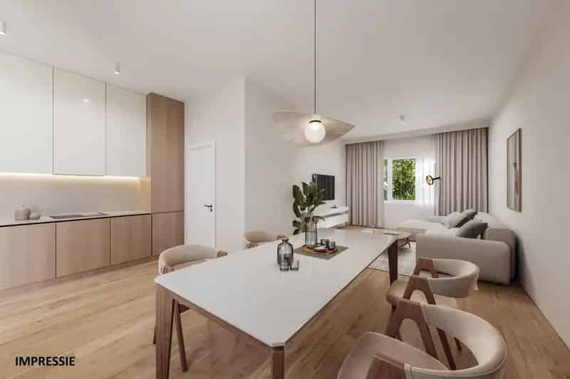 Te renoveren rijwoning 3 slaapkamers tuin grote zolder