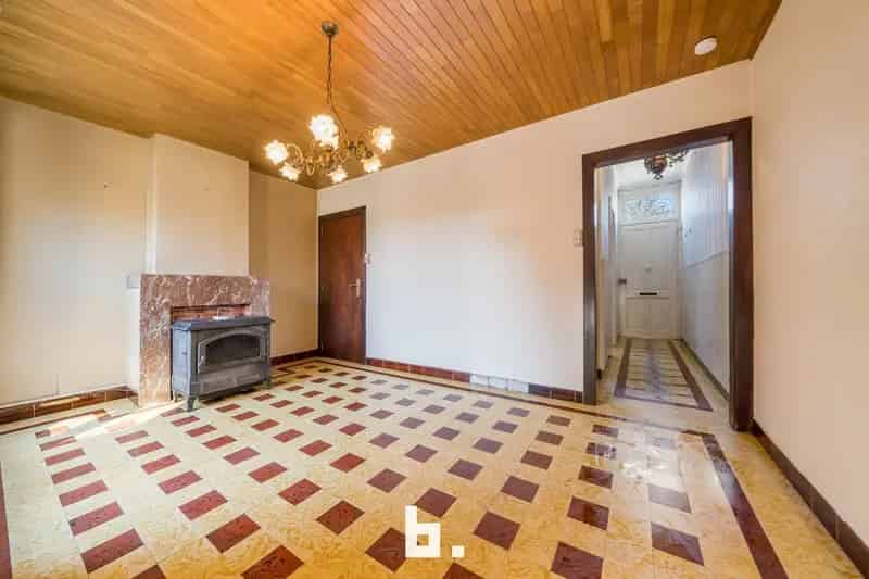 Te renoveren woning in Snaaskerke