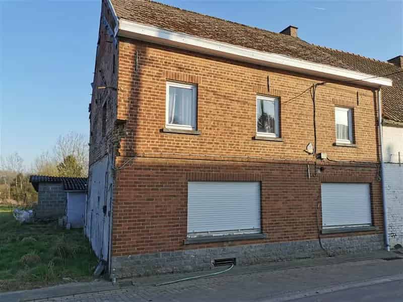 Huis te koop Biévène 3 slaapkamers renovatieproject