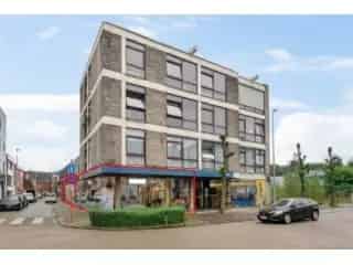 Handelspand te Koop Herentals Centrum - Kantoren Magazijn