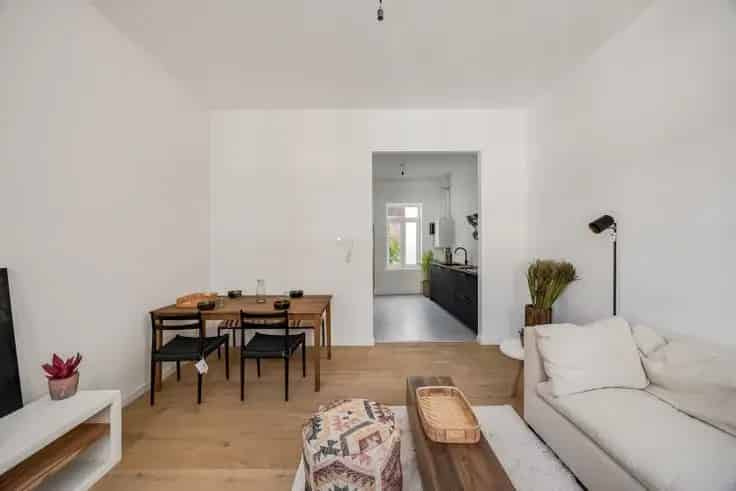 Gerenoveerd Appartement 1 Slaapkamer Te Koop