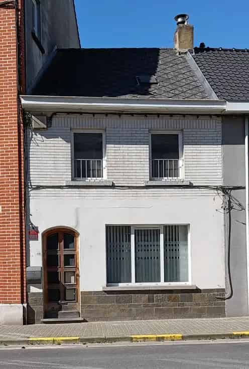 Huis Te Koop 1 Slaapkamer Terras Gerenoveerd