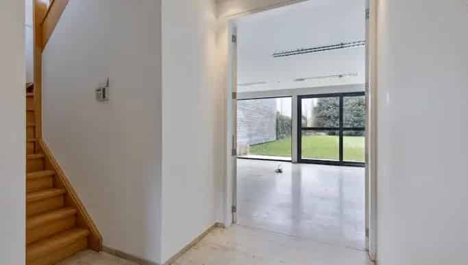 Moderne woning met tuin te koop in Bissegem