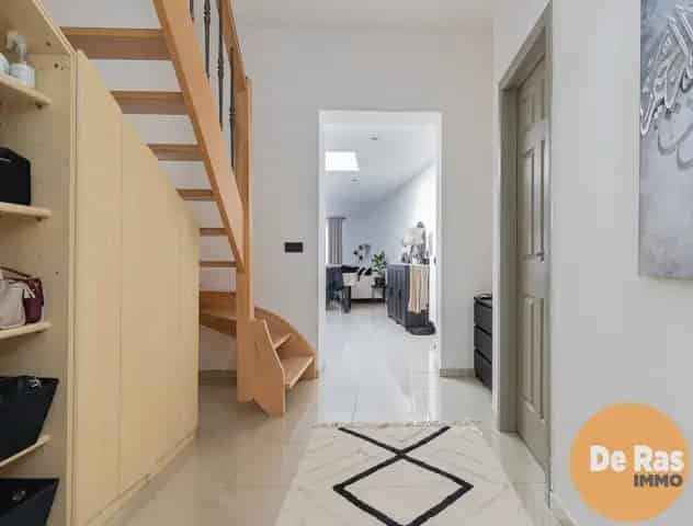 Huis te Koop Burst - Gerenoveerd