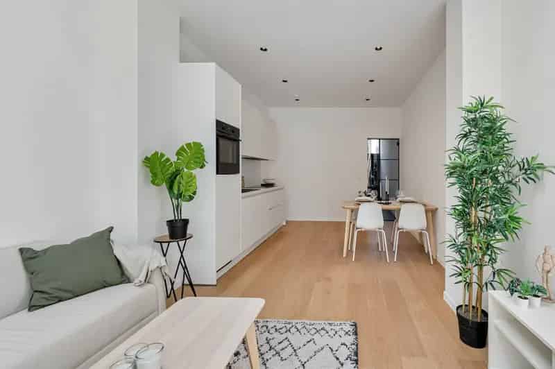 Instapklare woning volledig gerenoveerd 2025