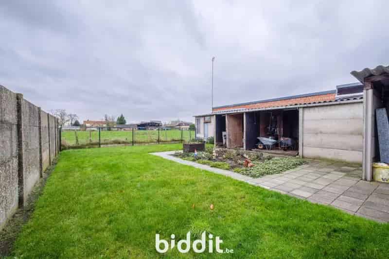 Te renoveren woning Ravels 3 slaapkamers tuin