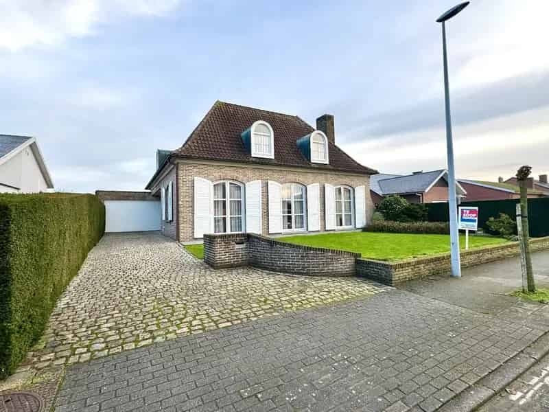 Alleenstaande Villa 4 slaapkamers Garage Tuin