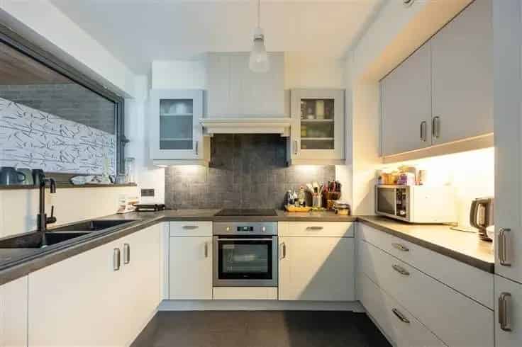 Huis Te Koop 3 slaapkamers tuin 2 terrassen garage EPC B