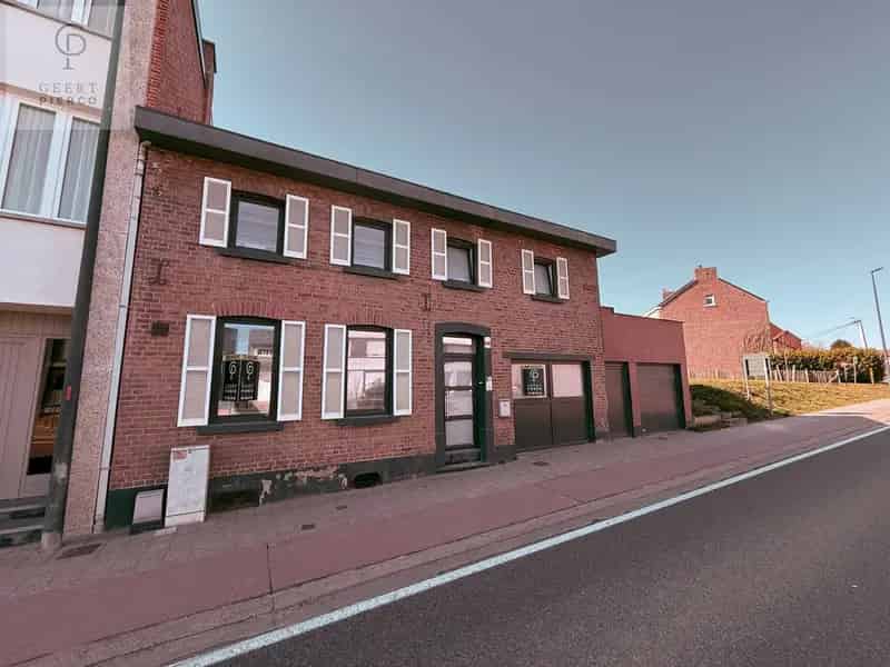 Gezinswoning te Landen