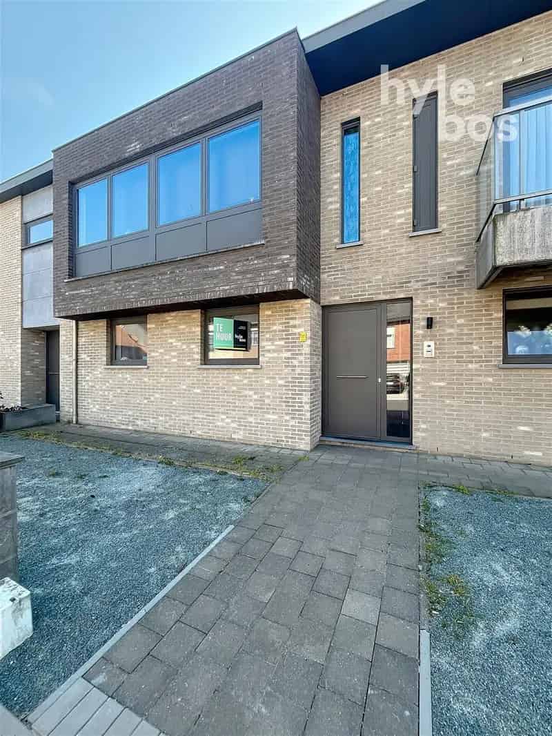 Appartement te koop Sint-Gillis Waas: 2 slaapkamers, tuin en garage