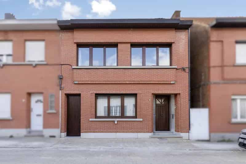 Ruime woning te Welle - 3 slaapkamers (uitbreidbaar naar 5!)
