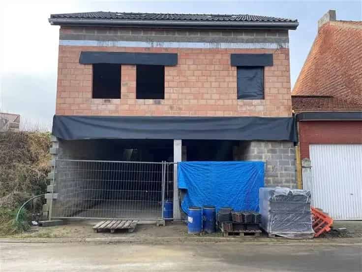 Huis Te Koop Opheers: Ruwbouw met Mogelijkheid tot 3 slaapkamers