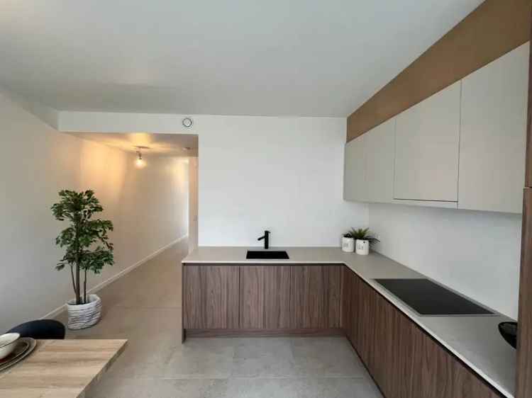 Huis te koop in Gavere met moderne woning en praktische indeling