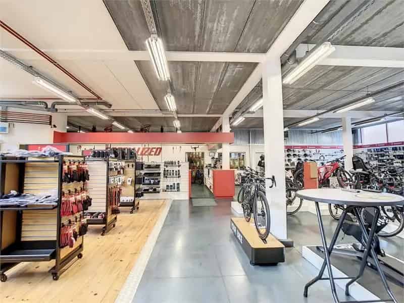 Handelspand te huur Tongeren 550m²
