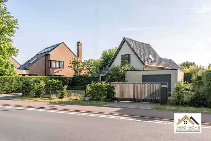 Charmante Vrijstaande Woning Lochristi
