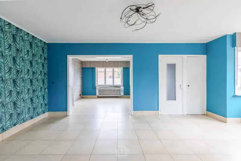 Woning met Magazijn Fijne Locatie