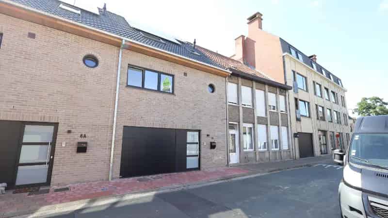 Ruime Bel-Etage Woning Te Koop Ardooie