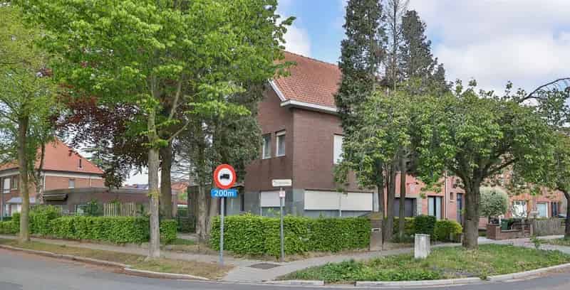 Huis te huur Edegem: Gezinswoning 178m² + Atelier 70m²