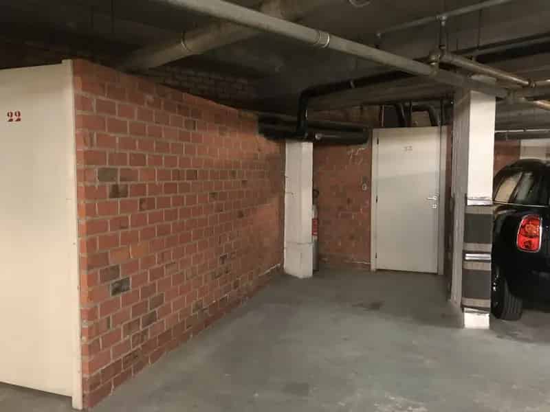 Garagebox te Huur Oostende Kleine Auto Motor