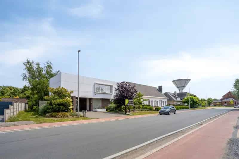 Ruime woning met 2 3 slaapkamers Beverlo 1090m
