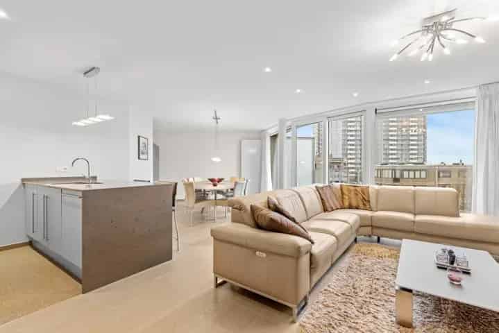 Appartement te koop Bredene - Moderne woning met dubbele garage