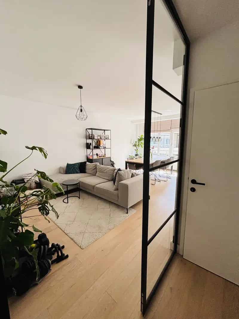 Appartement te koop: Instapklaar met terras en toplocatie