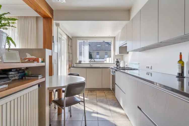 Gezellige Instapklare Woning Met Garage