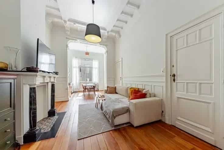 Huis Te Koop Ixelles: 3 Appartementen, Investeringspotentieel