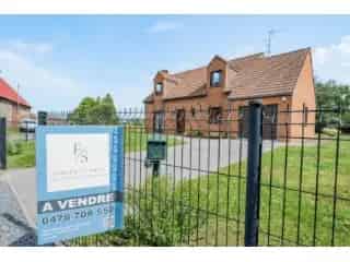 Villa te koop Erquennes 3 slaapkamers grote tuin