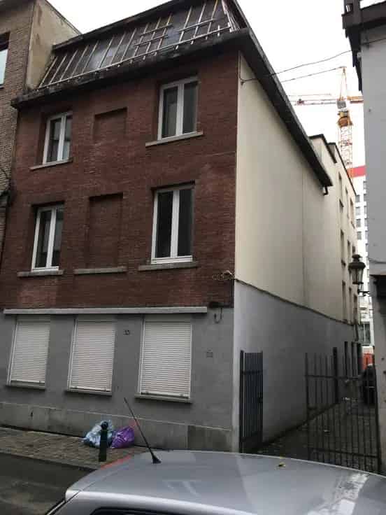 Appartementsblok Te Koop Stadscentrum 9 Units