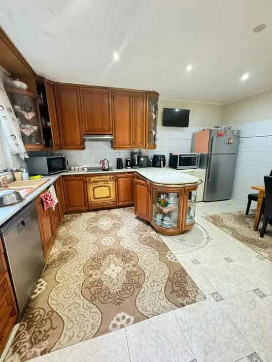 Appartementsblok Anderlecht Te Koop  Investeringspotentieel