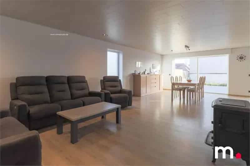 Huis te koop Woesten 3 slaapkamers magazijn 140m2