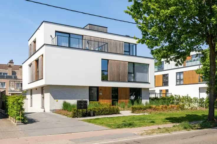 Penthouse Te Koop: Exclusief 3 Slaapkamers Ruim Terras