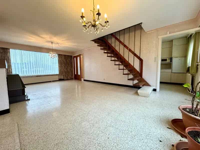 Halfopen Woning 3 slaapkamers Tuin Garage