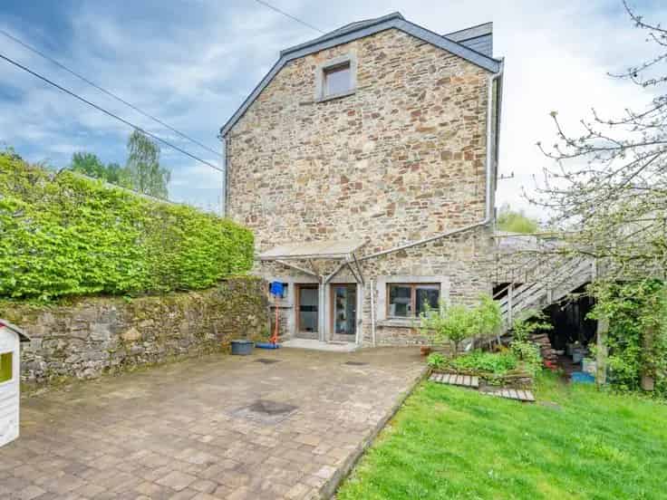 Huis Te Koop Dochamps 3 Slaapkamers Grote Tuin