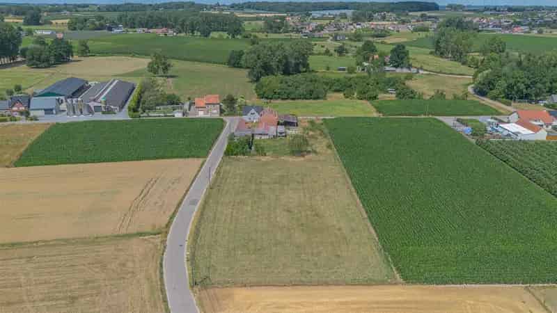 Te renoveren vierkantshoeve toplocatie