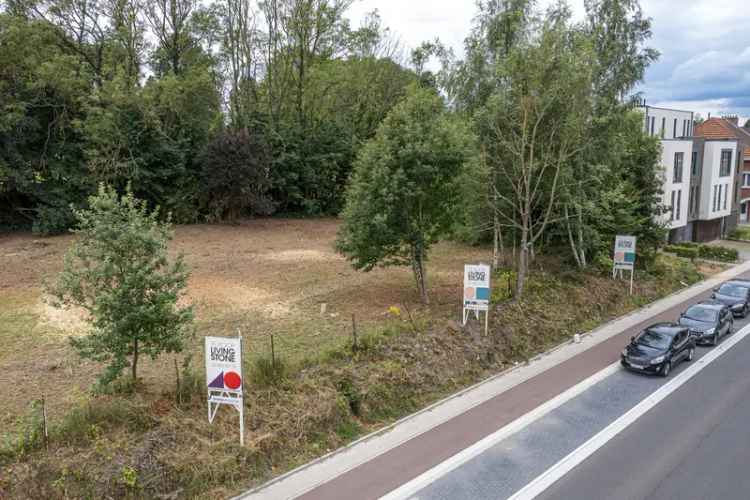 Bouwgrond op 3are 71ca gelegen op de Itterbeeksebaan.