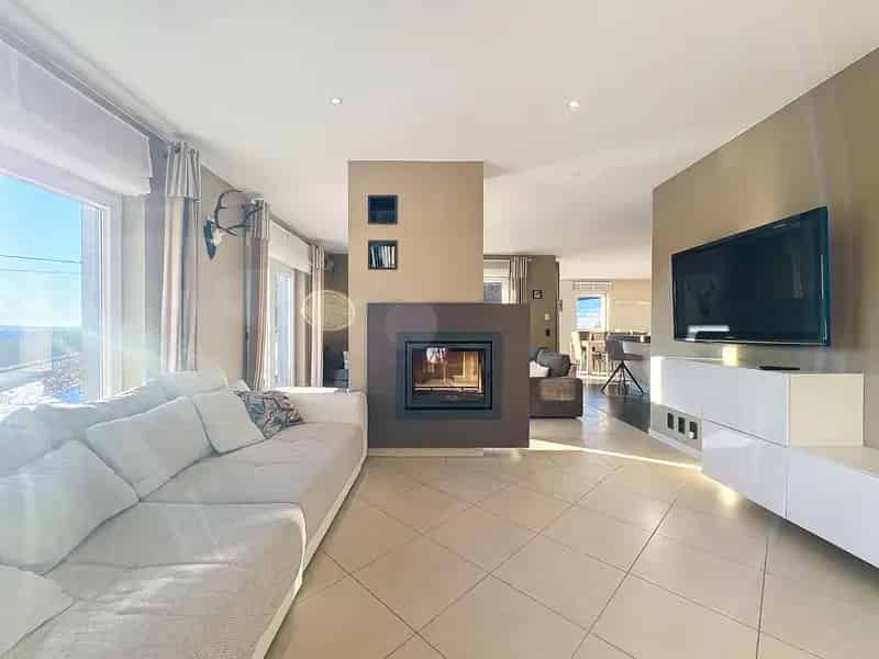 Villa met 4 slaapkamers Libomont