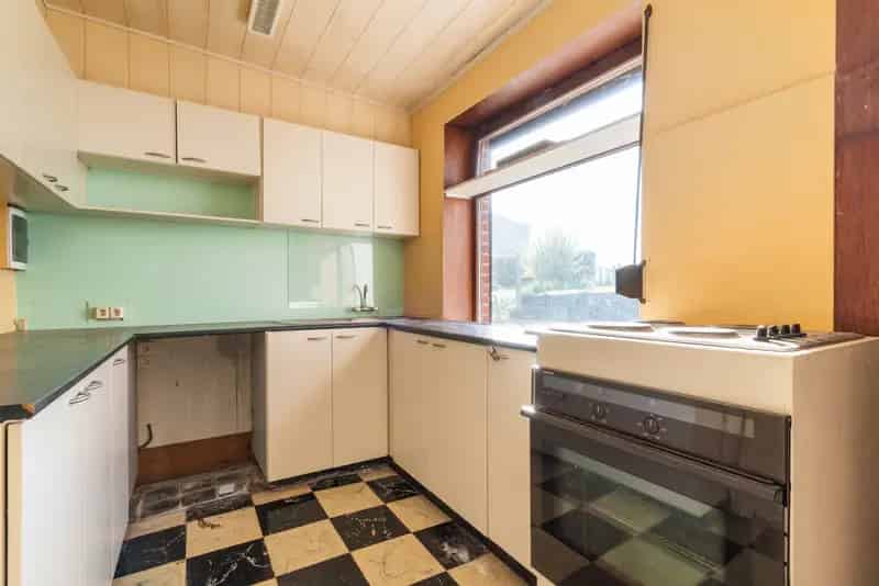 Renovatieproject Impe: Ruime woning met tuin en 3 slaapkamers