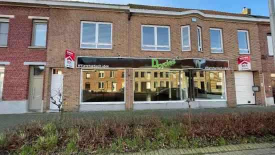 Koop handelspand met woonst in Geluwe met 2 slaapkamers en extra mogelijkheden