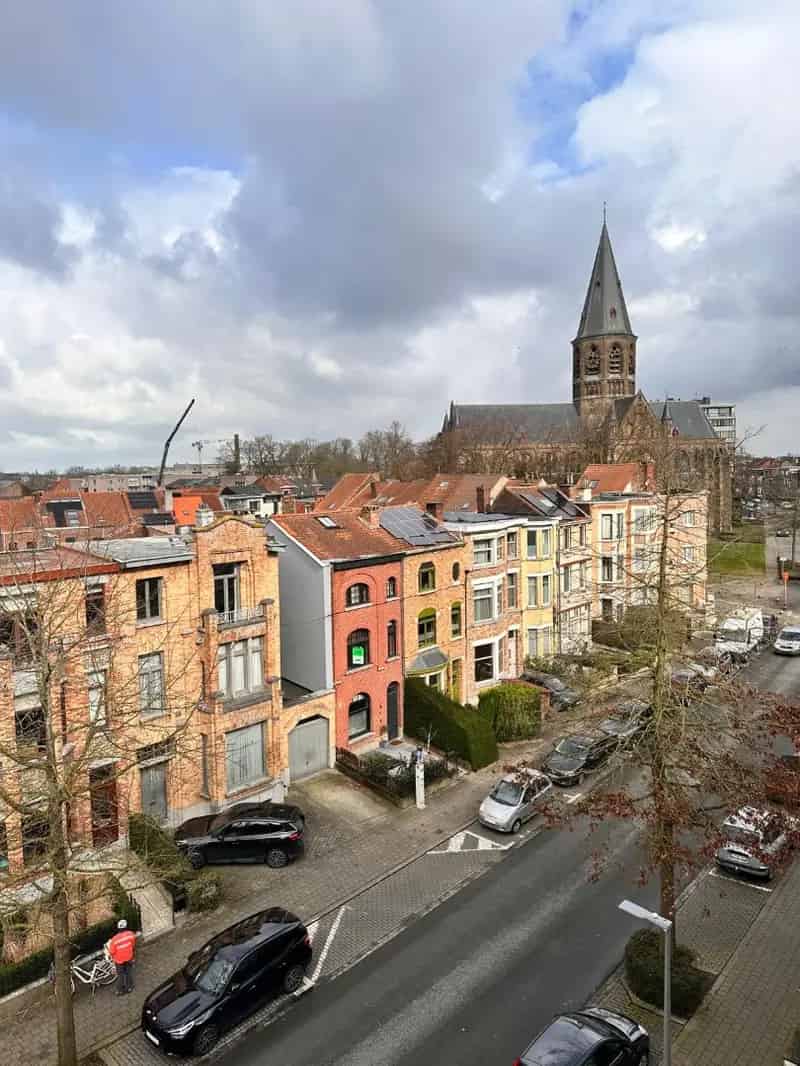 Garage te Koop Kortrijk Veilig Makkelijk Toegankelijk