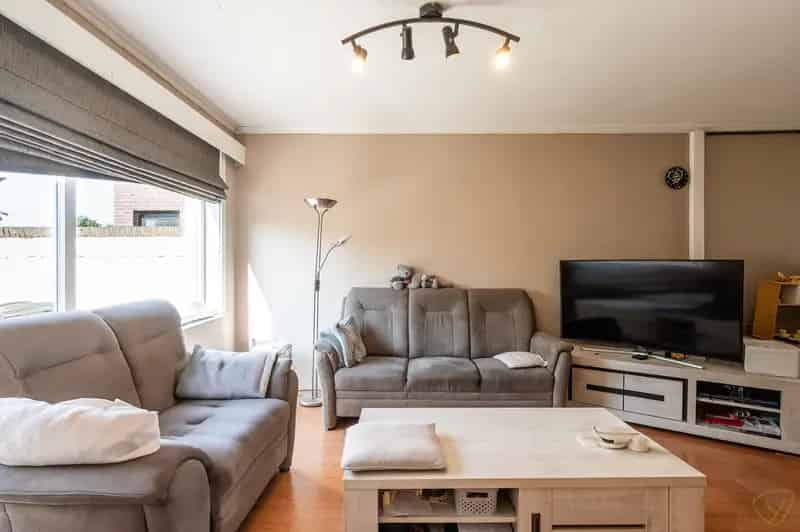 Huis te koop Bassevelde: Renovatieproject met potentieel