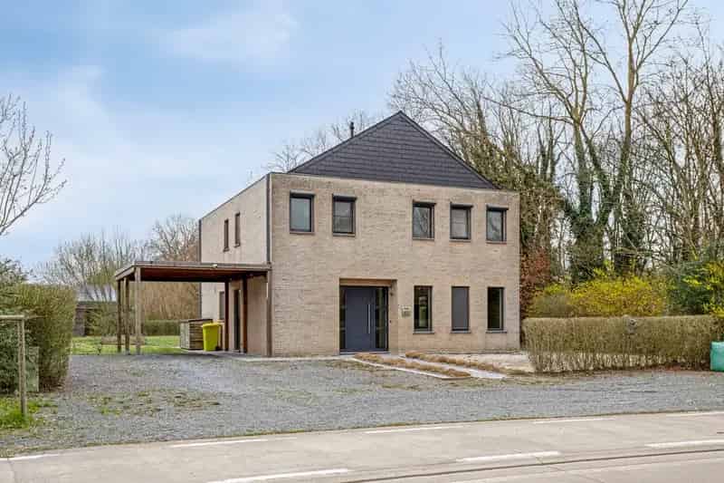 Ruime villa te koop - 4 slaapkamers - Grote tuin - Energiezuinig