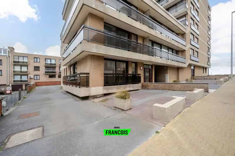 Zonnig gelijkvloers appartement vlakbij zee te Raversijde