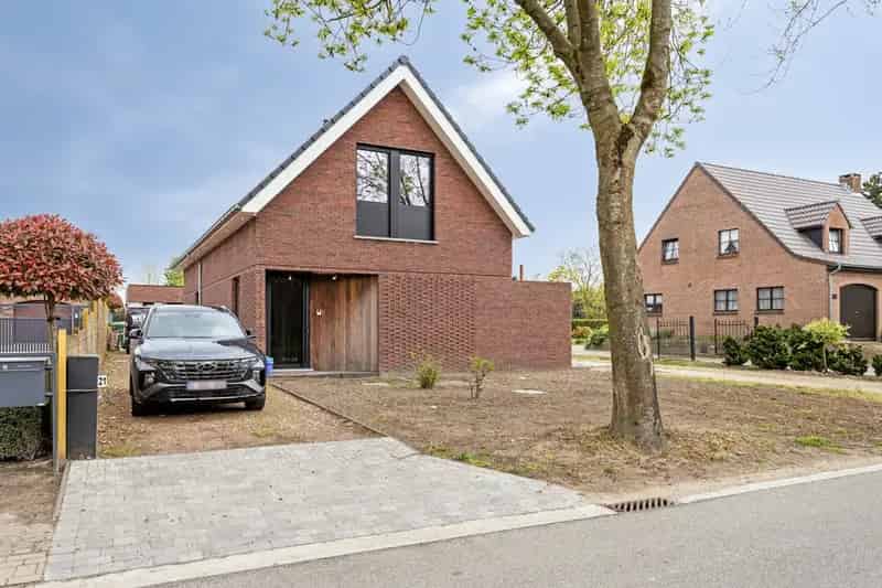 Vrijstaande woning te huur 4 slaapkamers Essen-Hoek