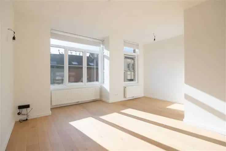 Appartement Te Koop Antwerpen - Lichtrijk en Instapklaar